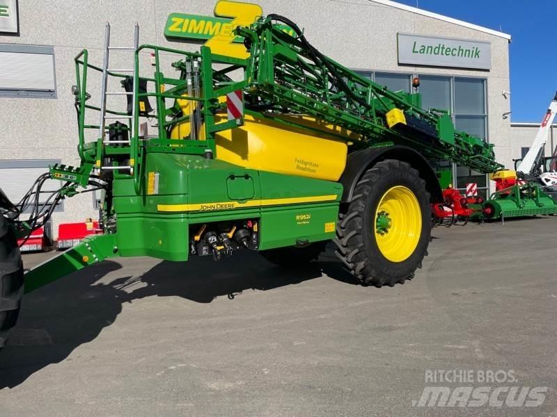 John Deere R952i Причіпні обприскувачі