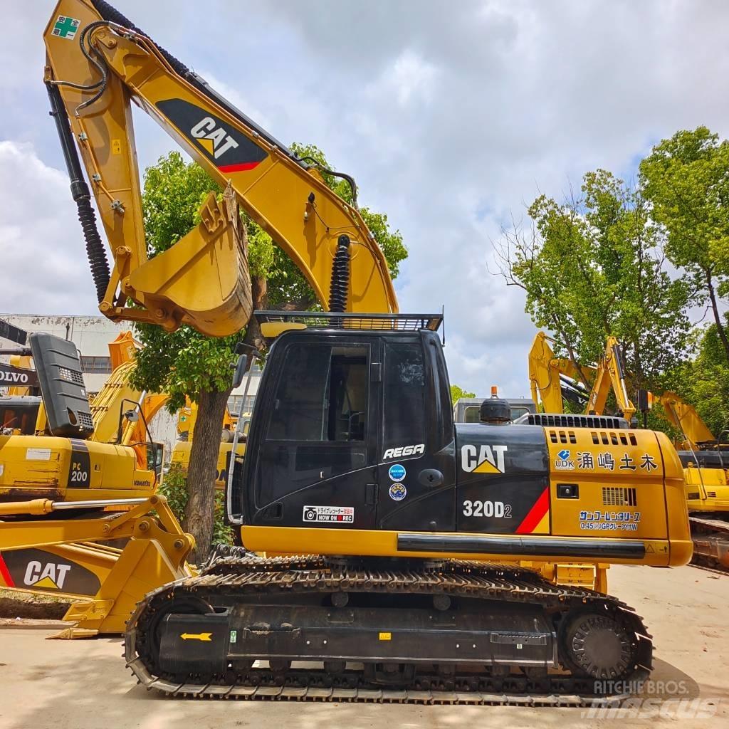 CAT 320D Гусеничні екскаватори