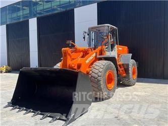 Hitachi LX 210 E Фронтальні навантажувачі