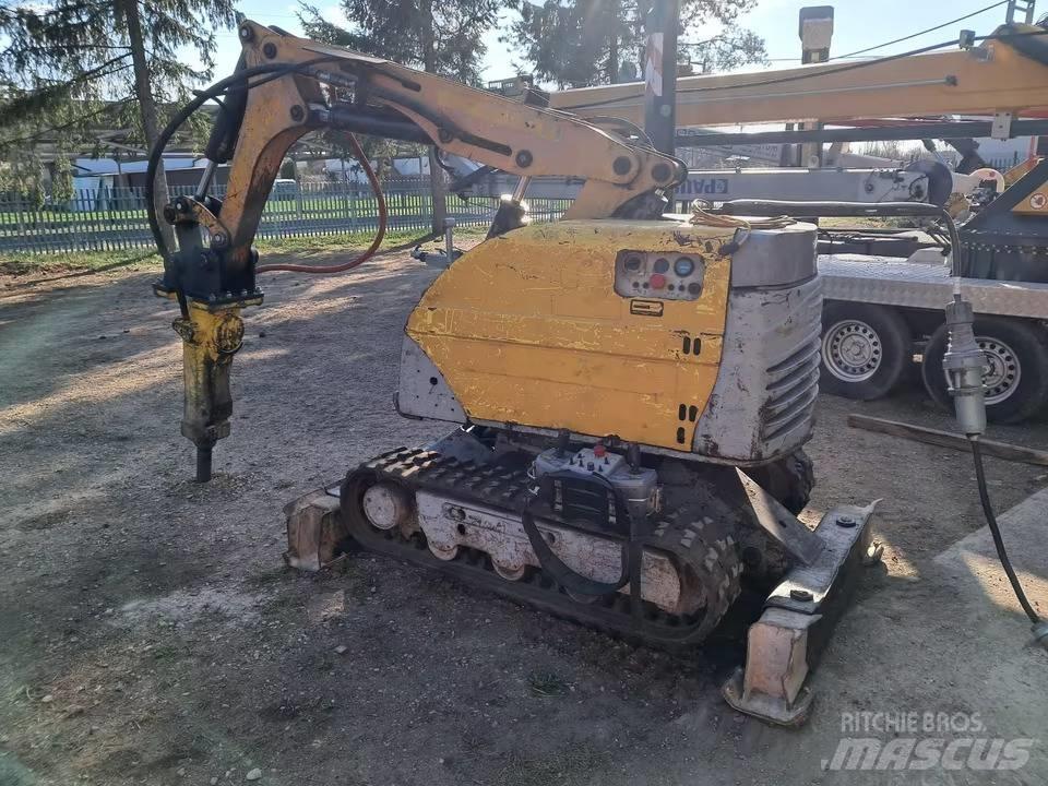 Brokk 180 Міні-екскаватори < 7т