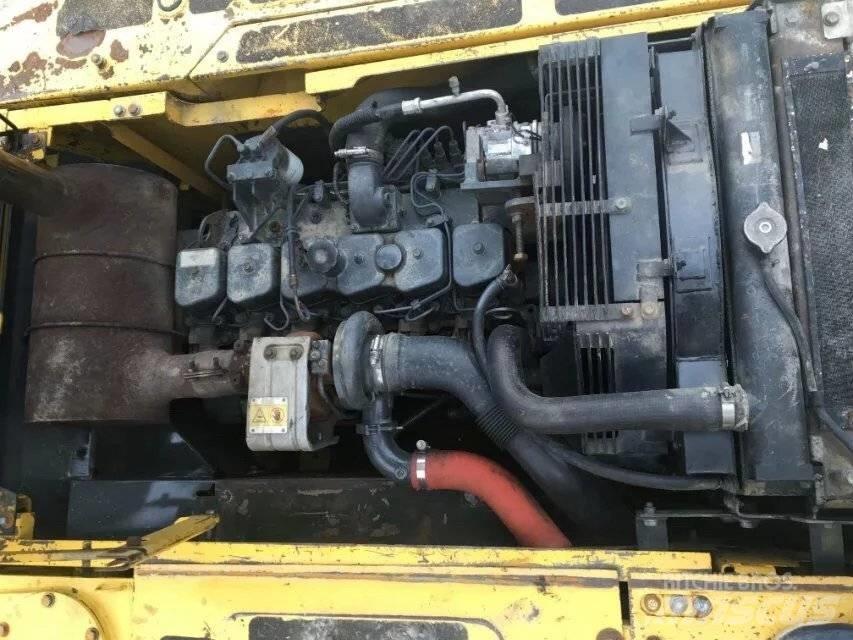 Komatsu pc200-7 Гусеничні екскаватори