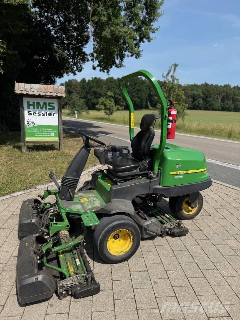 John Deere 2500 E Газонокосарки