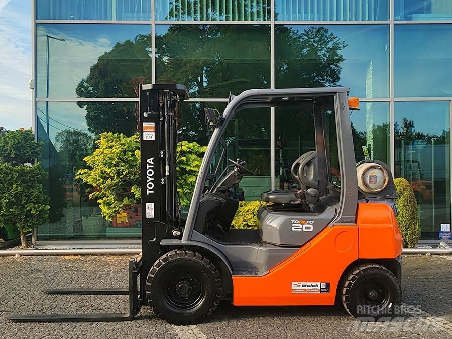 Toyota 02-8FGF20 Газові навантажувачі