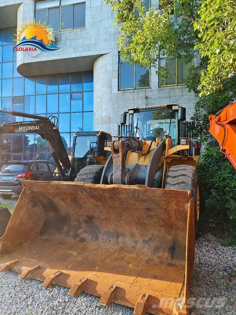 Volvo L 120 Фронтальні навантажувачі
