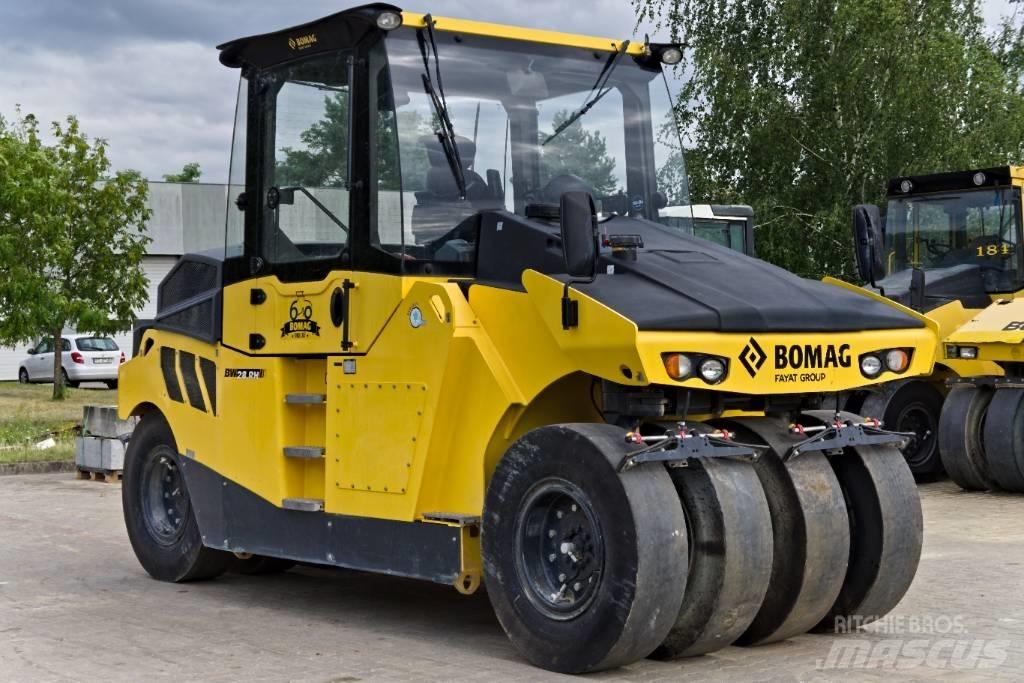 Bomag BW 28 RH Пневматичні катки