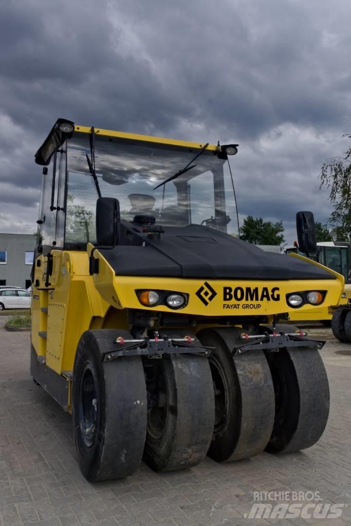 Bomag BW 28 RH Пневматичні катки