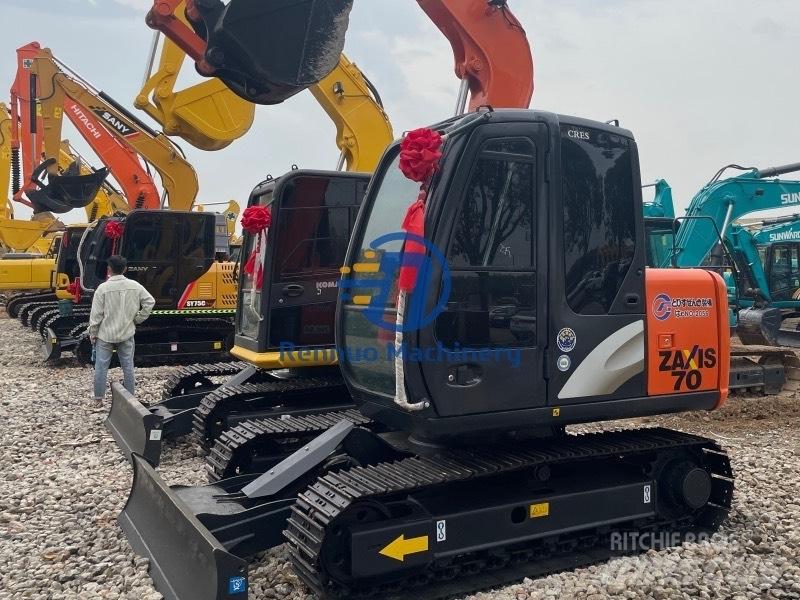 Hitachi ZX70 Міні-екскаватори < 7т
