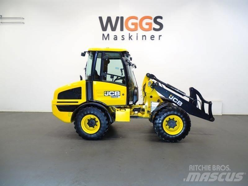 JCB 407 Фронтальні навантажувачі