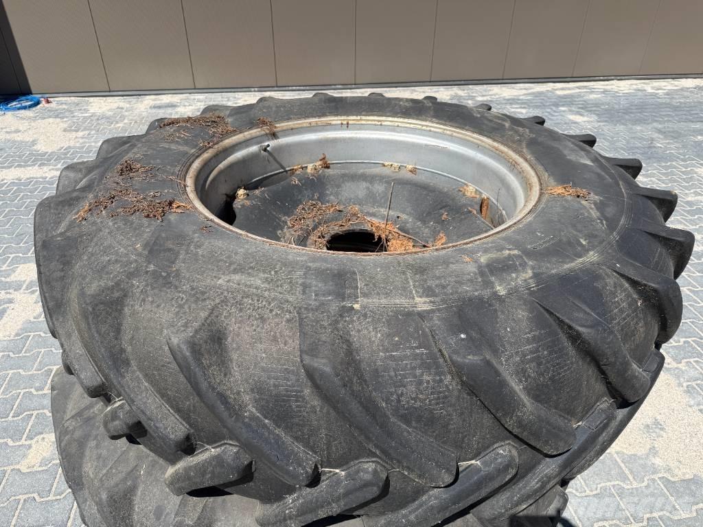 Michelin 20.8x38 Шини