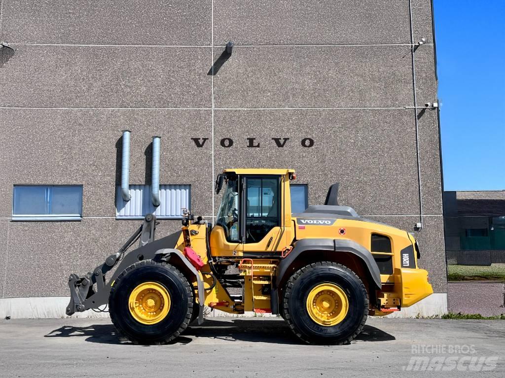 Volvo L 120 H Фронтальні навантажувачі