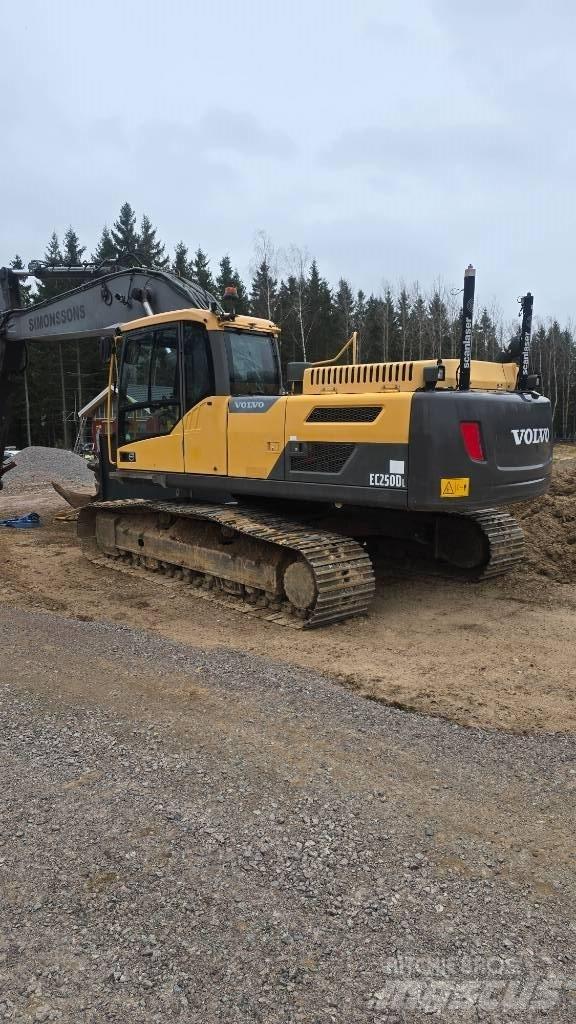 Volvo EC 250 D L Гусеничні екскаватори