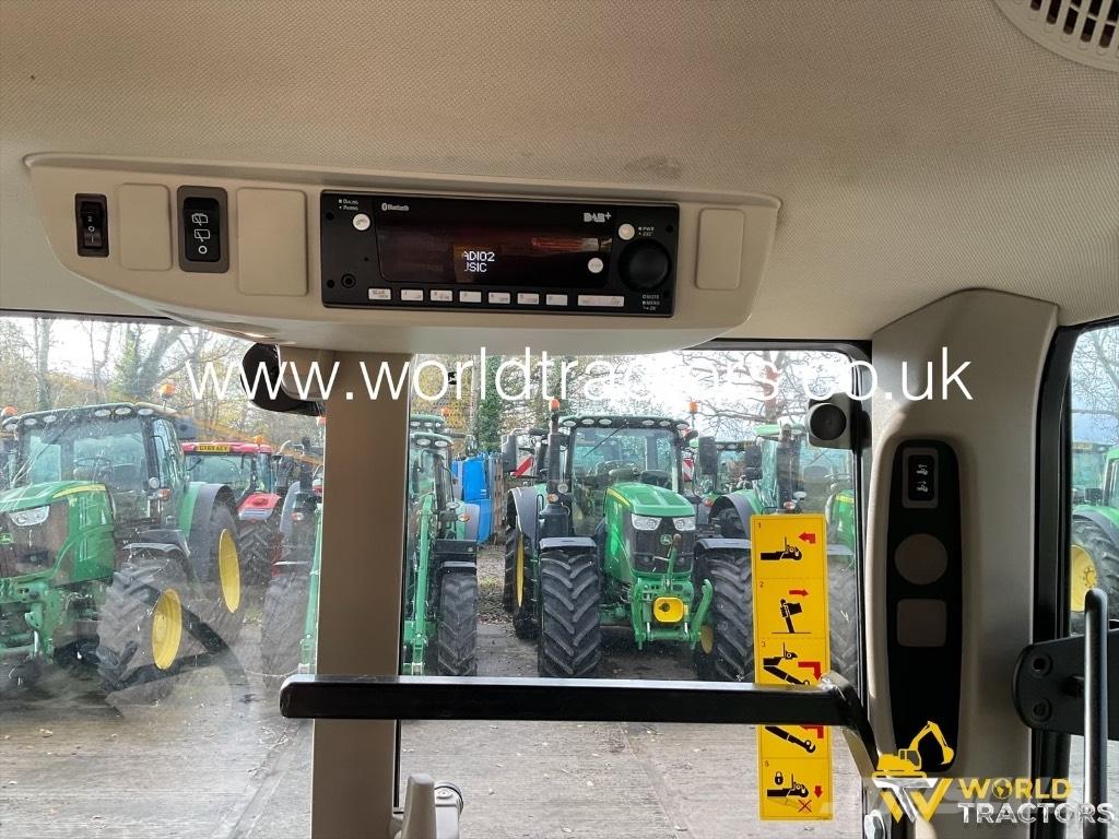 John Deere 6120 M Трактори