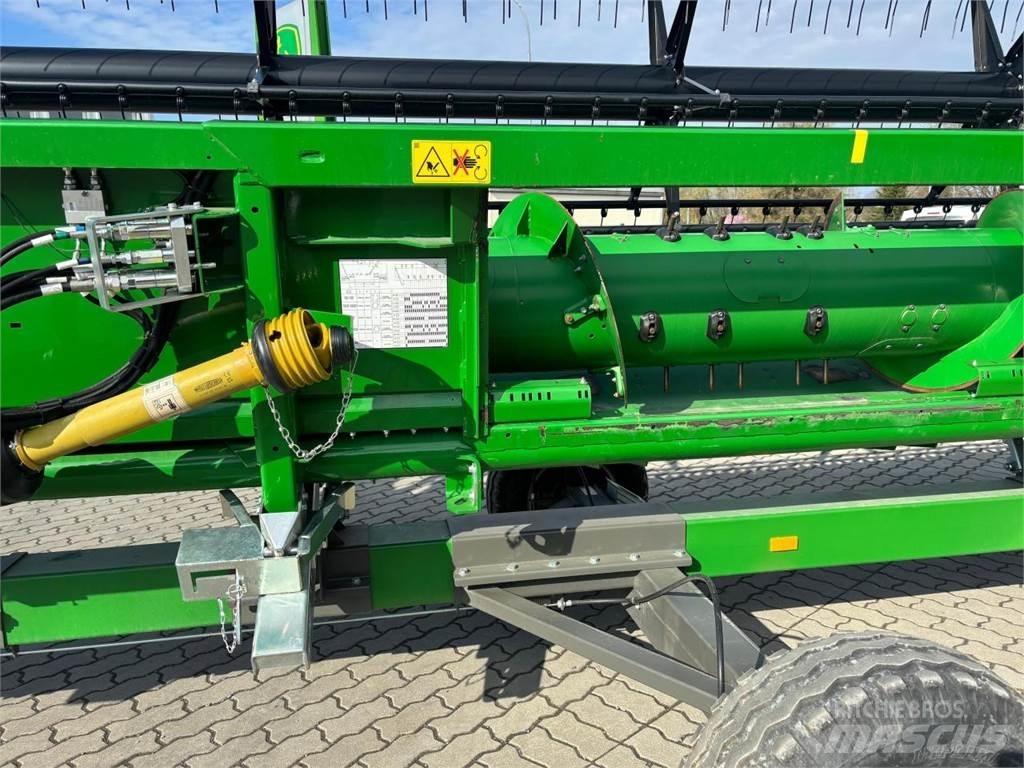 John Deere T550 Зернозбиральні комбайни