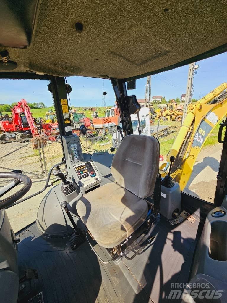 Komatsu WB 93 R Екскаватори-навантажувачі