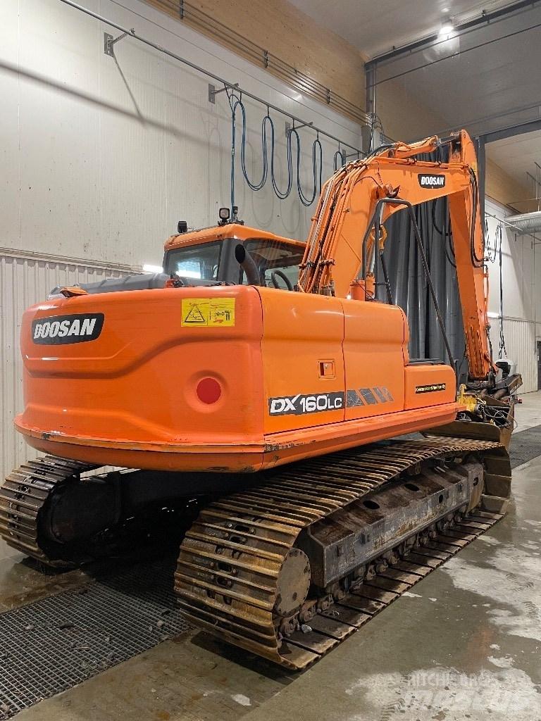 Doosan DX 160 Гусеничні екскаватори