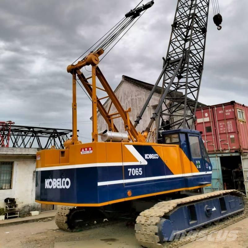 Kobelco 7065 Гусеничні крани