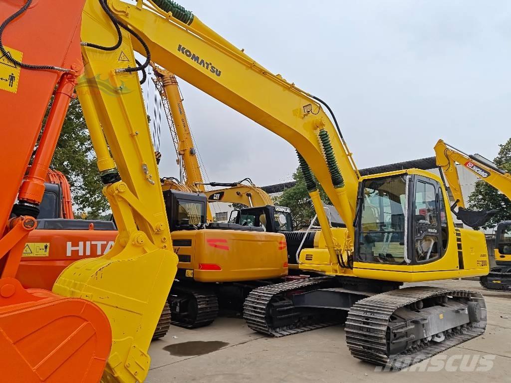Komatsu PC 200-6 Гусеничні екскаватори