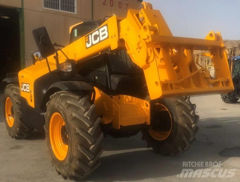 JCB 531-70 Телескопічний навантажувач