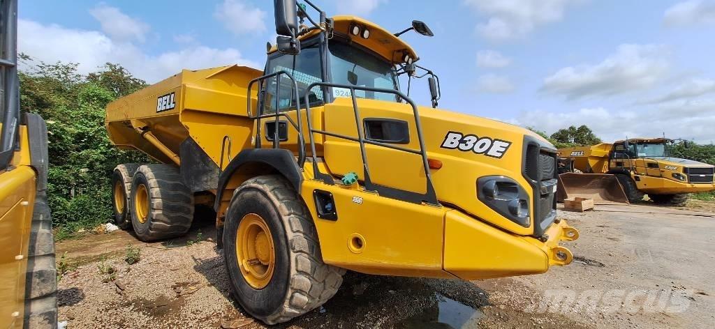 Bell B 30 E Зчленовані самоскиди