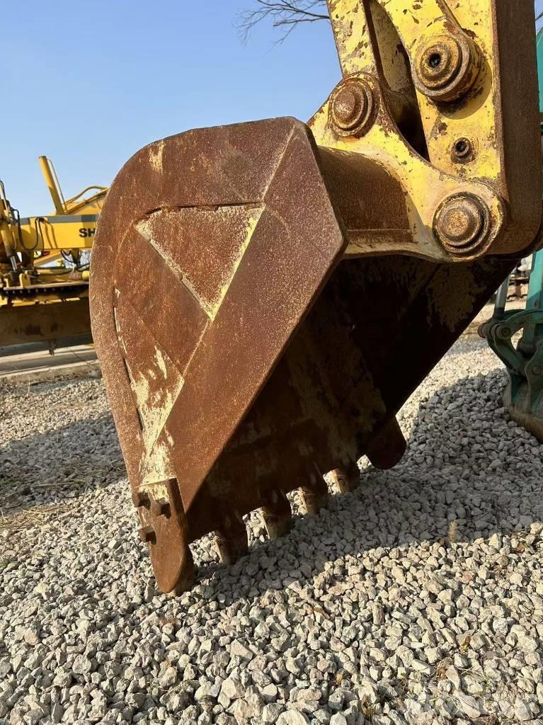 Komatsu PC70 Гусеничні екскаватори
