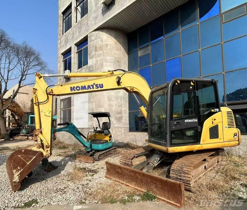 Komatsu PC70 Гусеничні екскаватори