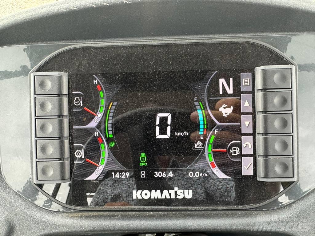 Komatsu WA 100 Фронтальні навантажувачі