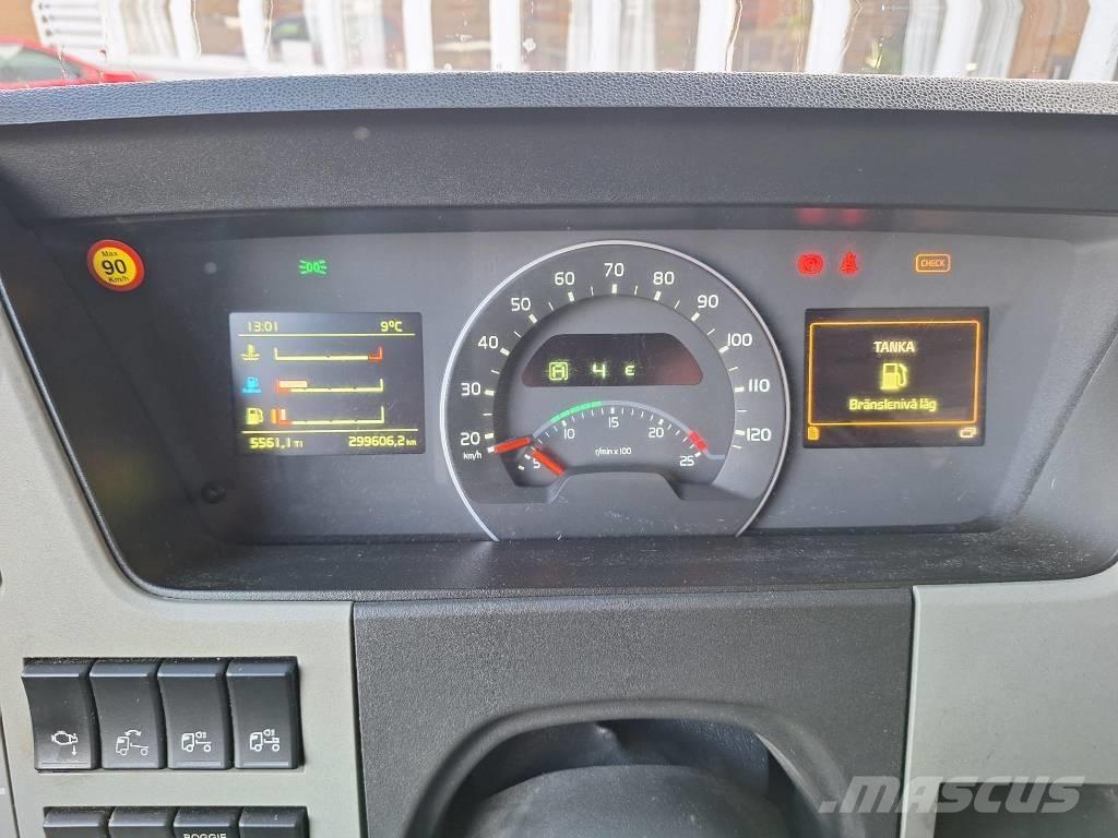 Volvo FM  6x2 Автокрани