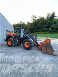 Doosan DL 320-7 Фронтальні навантажувачі