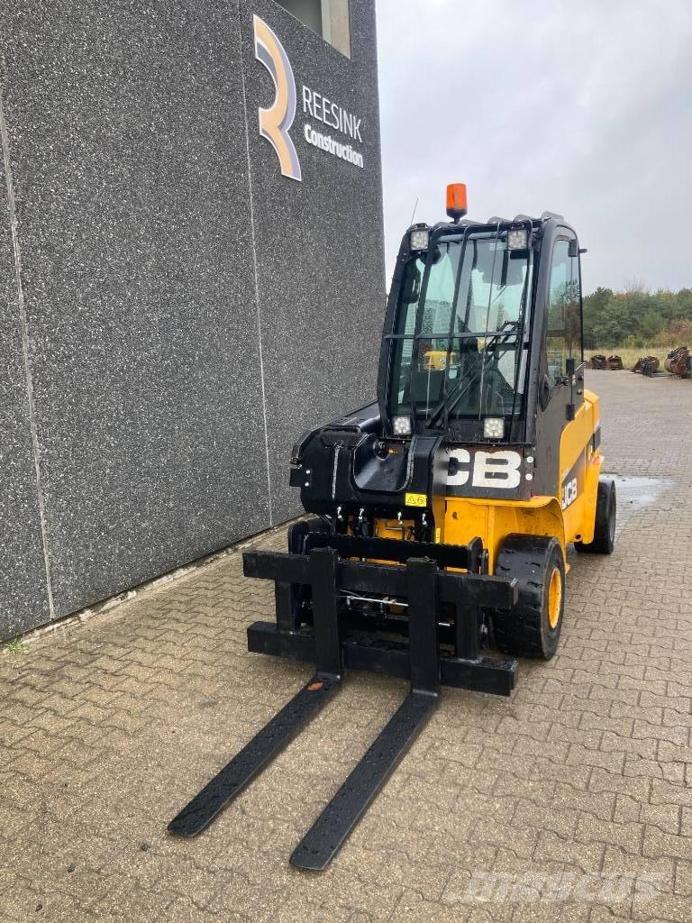 JCB TLT 35D 4x4 Телескопічні навантажувачі