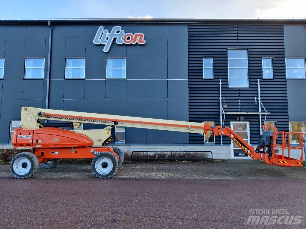 JLG M600JP Bomlift Колінчаті підйомники