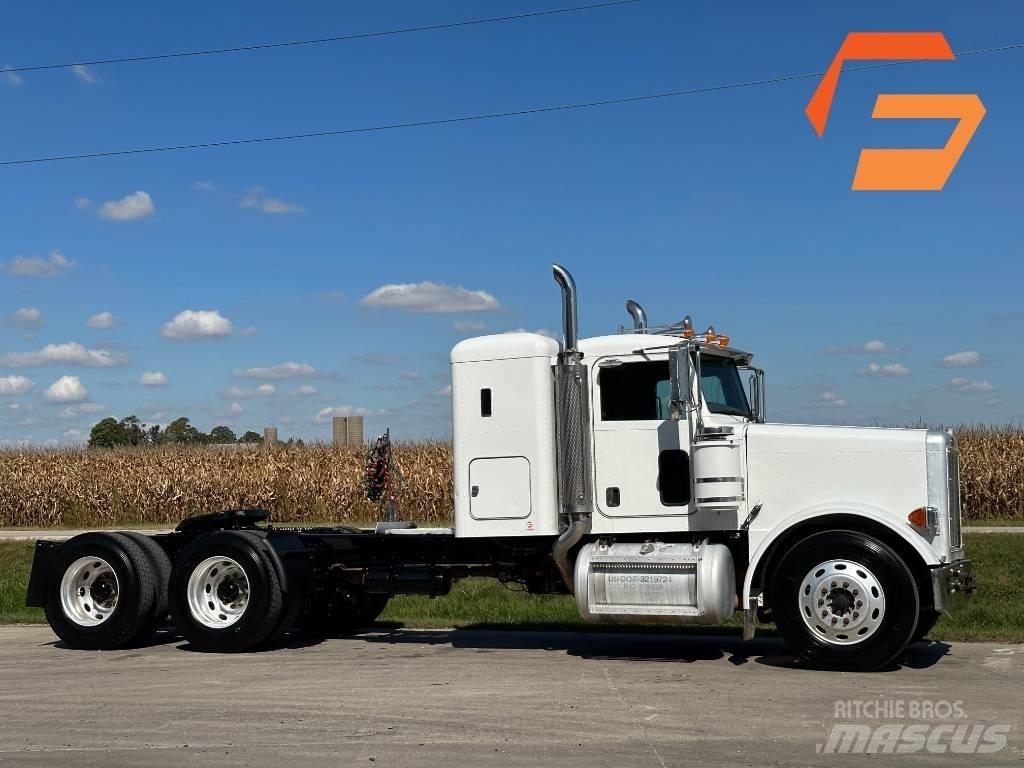 Peterbilt 379 Тягачі