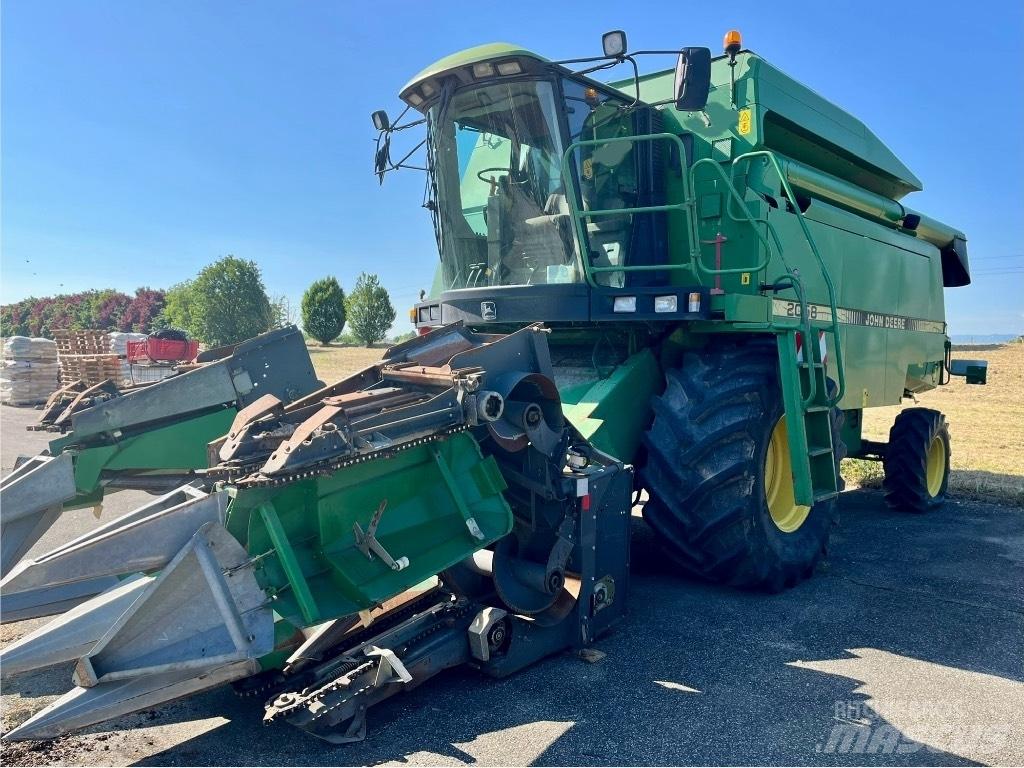 John Deere 2058 Зернозбиральні комбайни