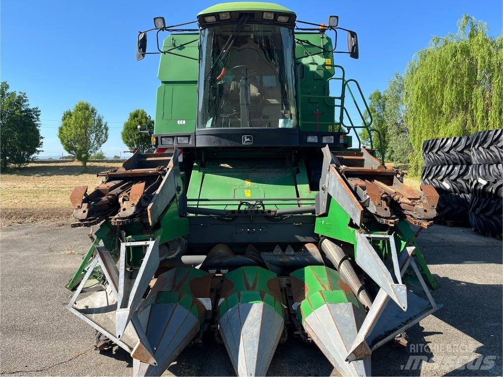 John Deere 2058 Зернозбиральні комбайни