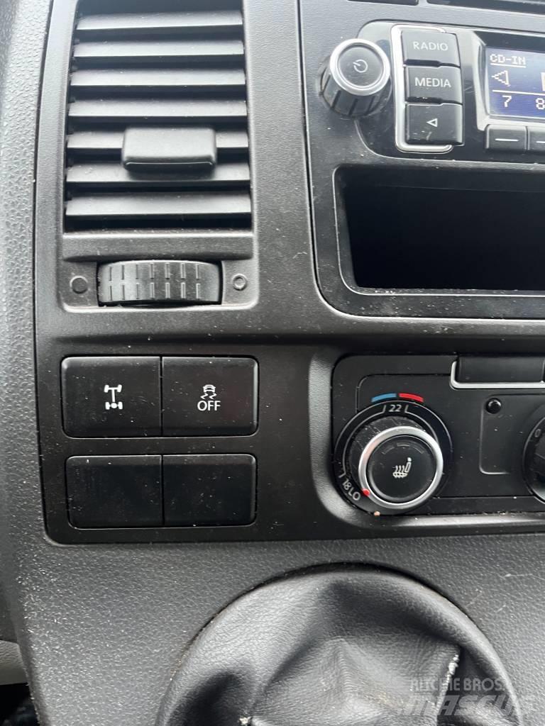 Volkswagen T5 Фургони