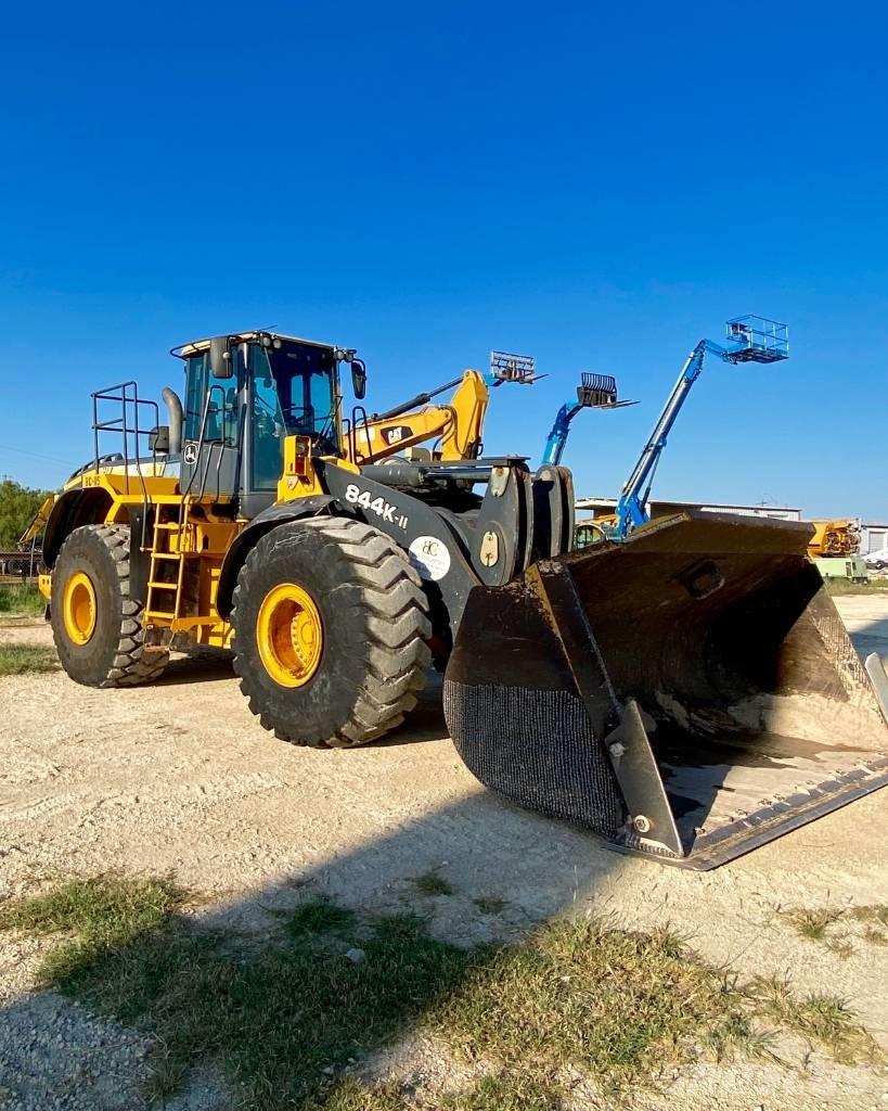 John Deere 844 K Фронтальні навантажувачі