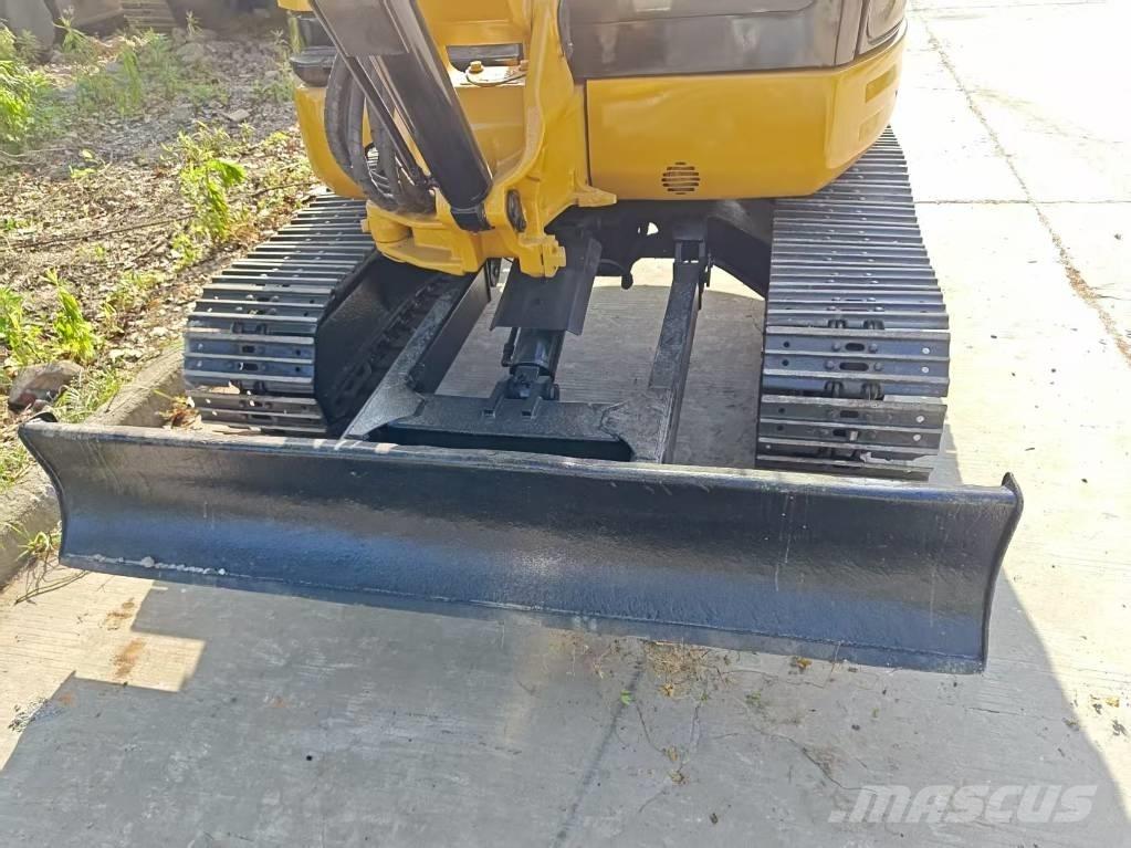 CAT 304 CR Міні-екскаватори < 7т