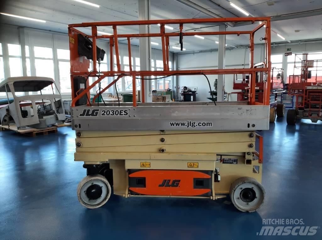 JLG 2030 ES Підйомники-ножиці