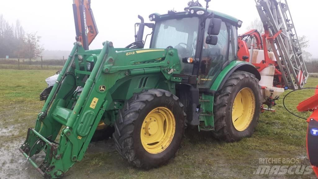 John Deere 6110 R Трактори