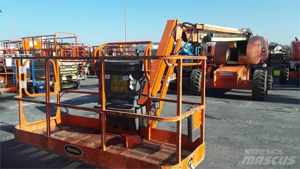 JLG 660SJG Телескопічні підйомники