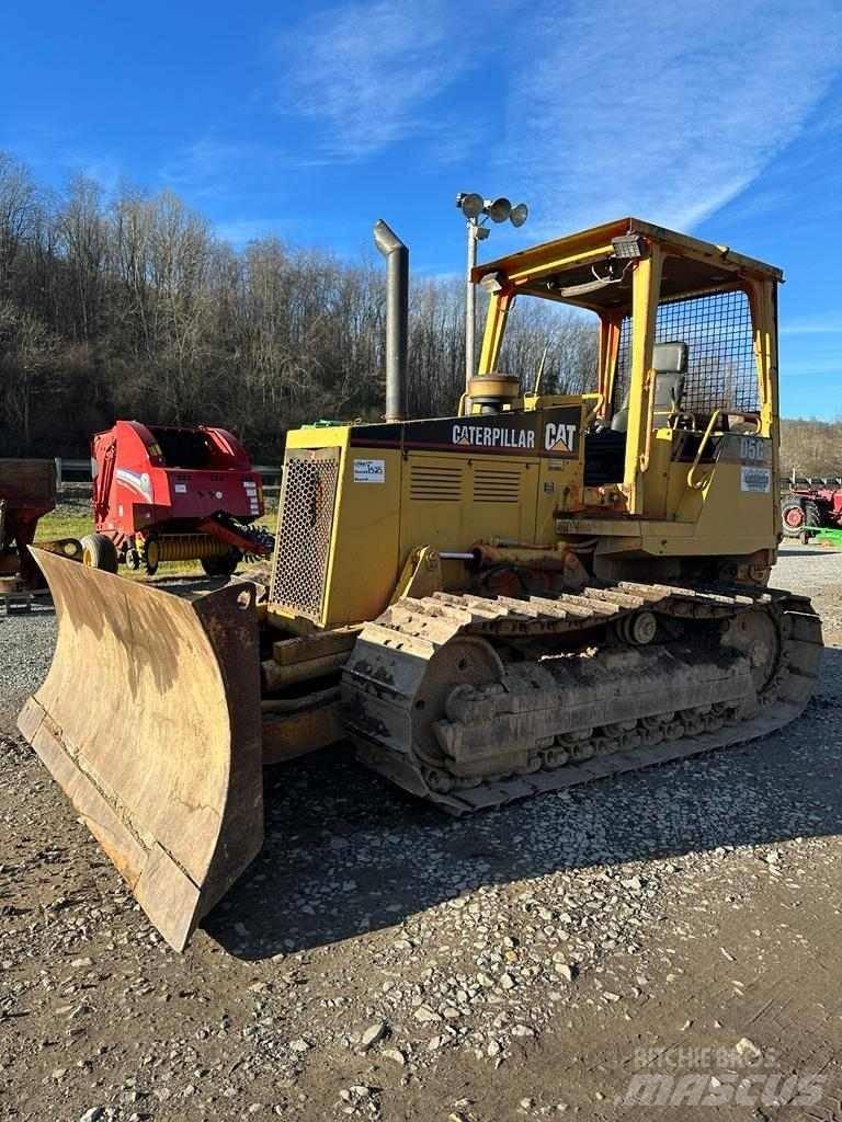 CAT D5C Гусеничні бульдозери