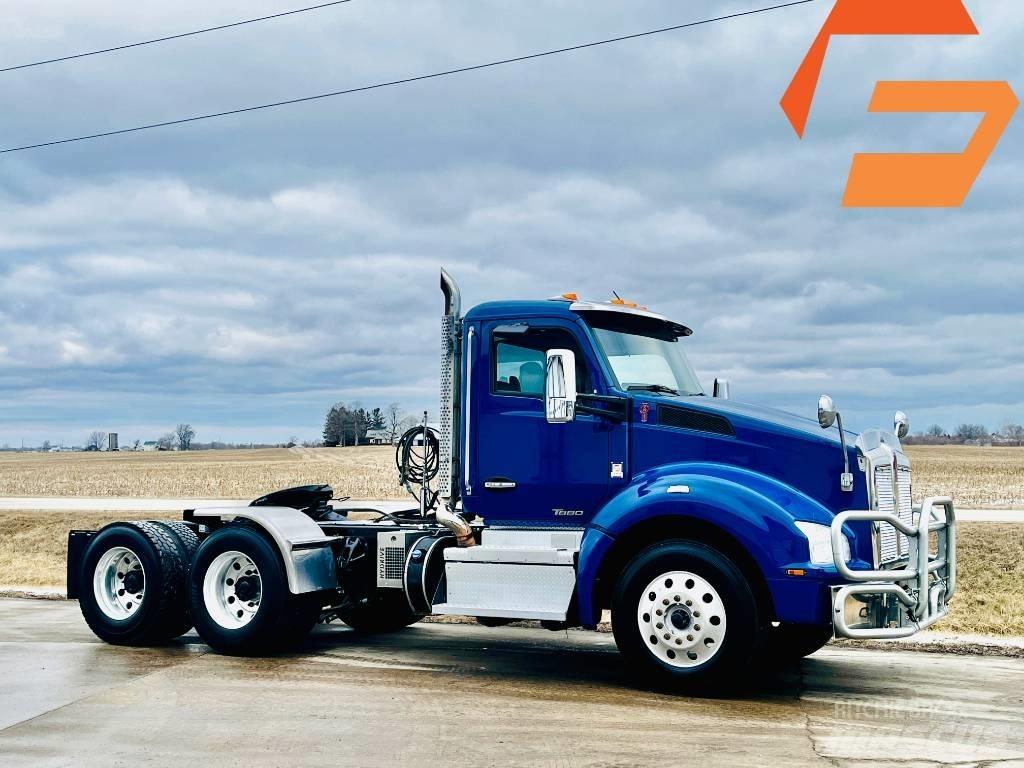 Kenworth T 880 Тягачі