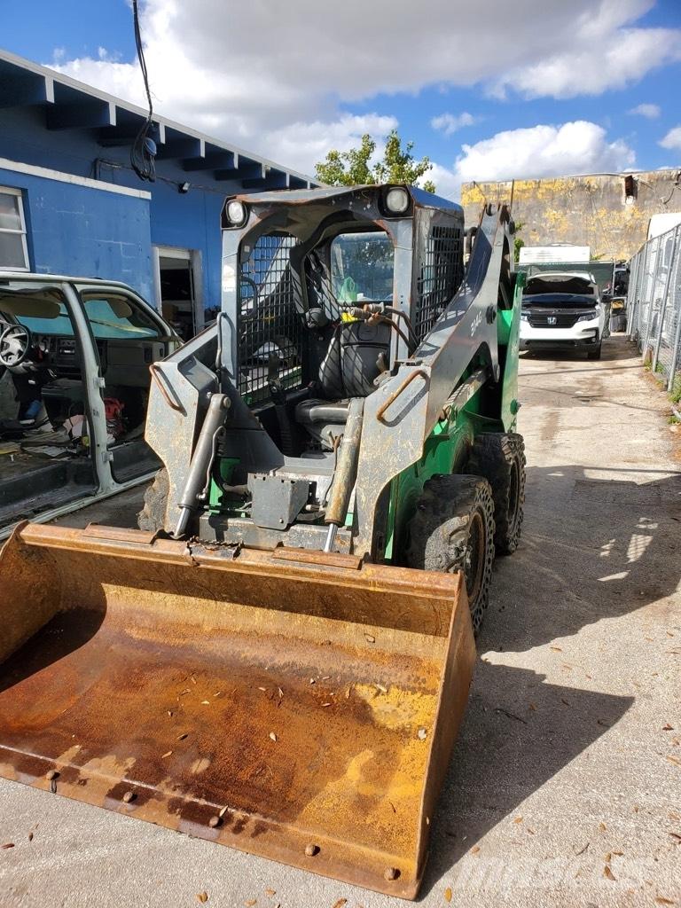 John Deere 314G Міні-навантажувачі