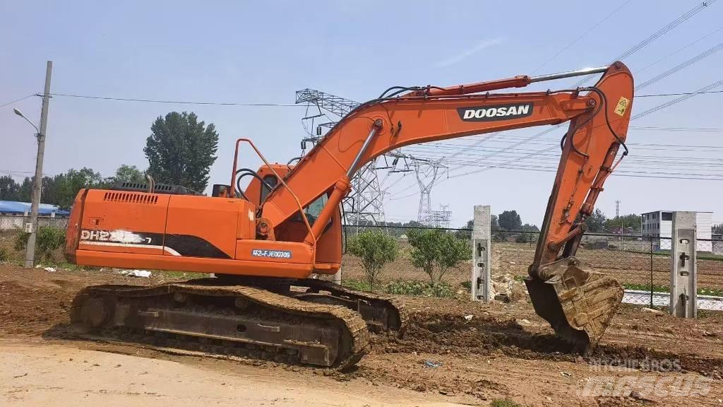 Doosan DH 225 LC-7 Гусеничні екскаватори