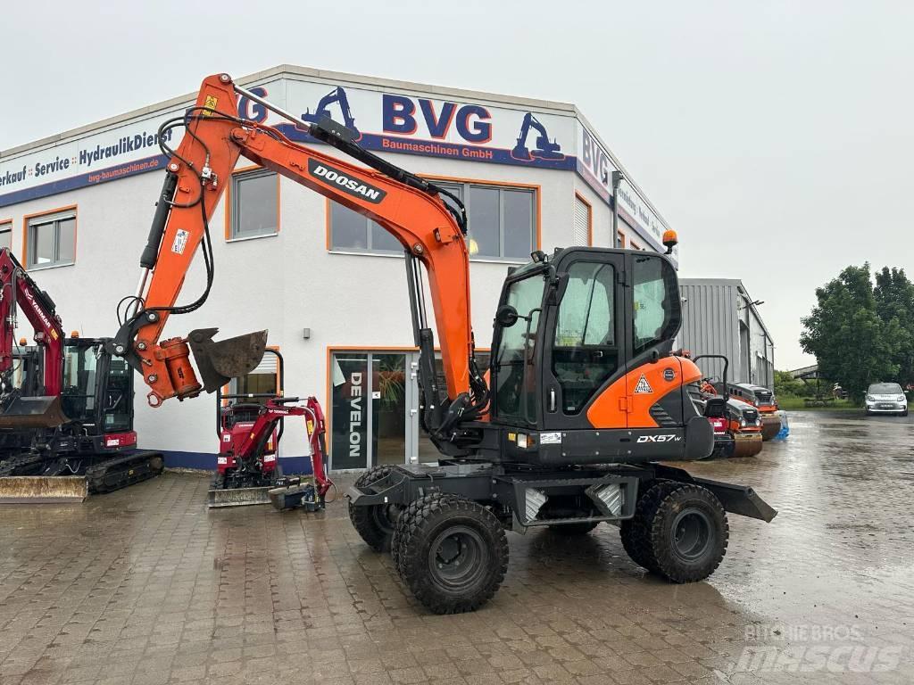 Doosan DX 57 W-5 Колісні екскаватори