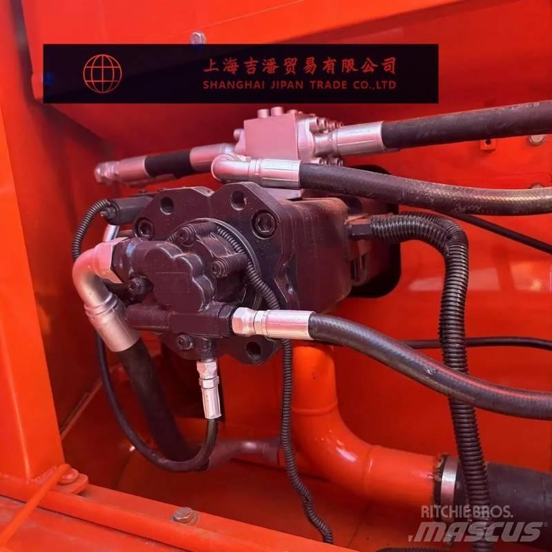 Doosan DX 150 Середні екскаватори 7т. - 12т.