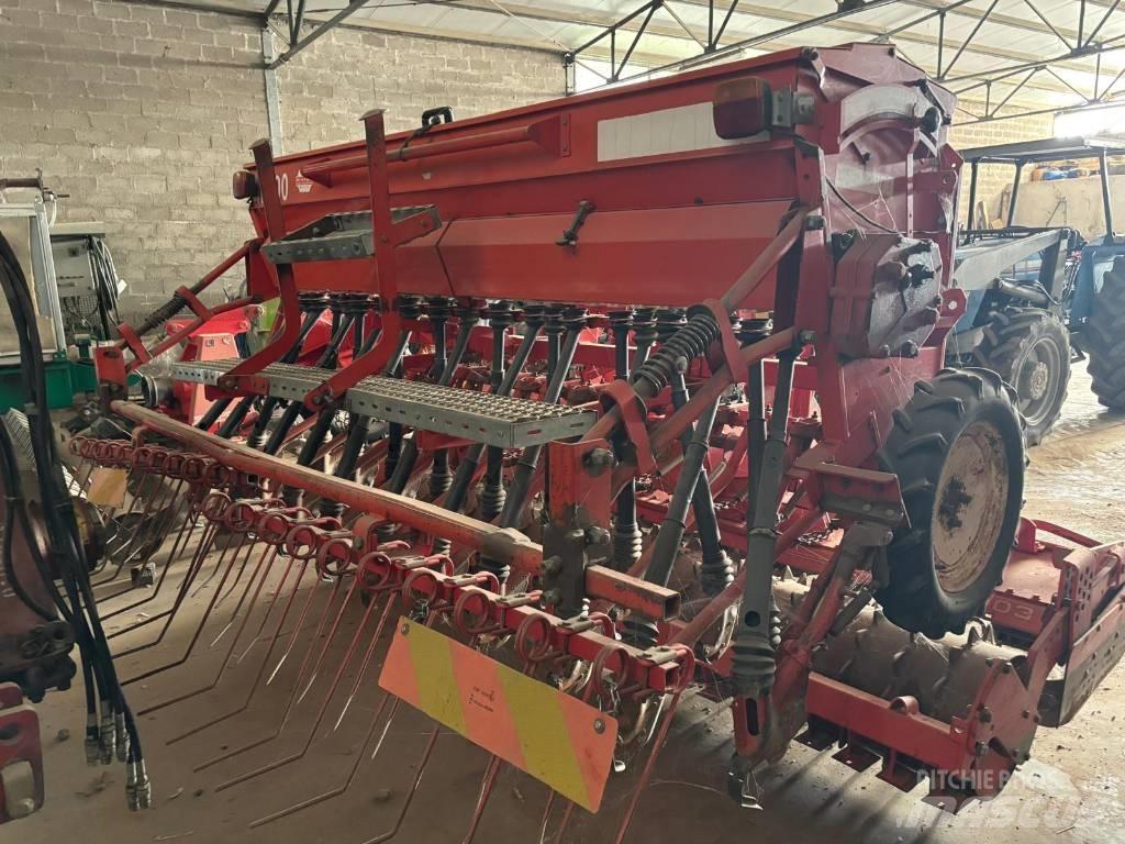 Gaspardo H 300 Високоточні сівалки