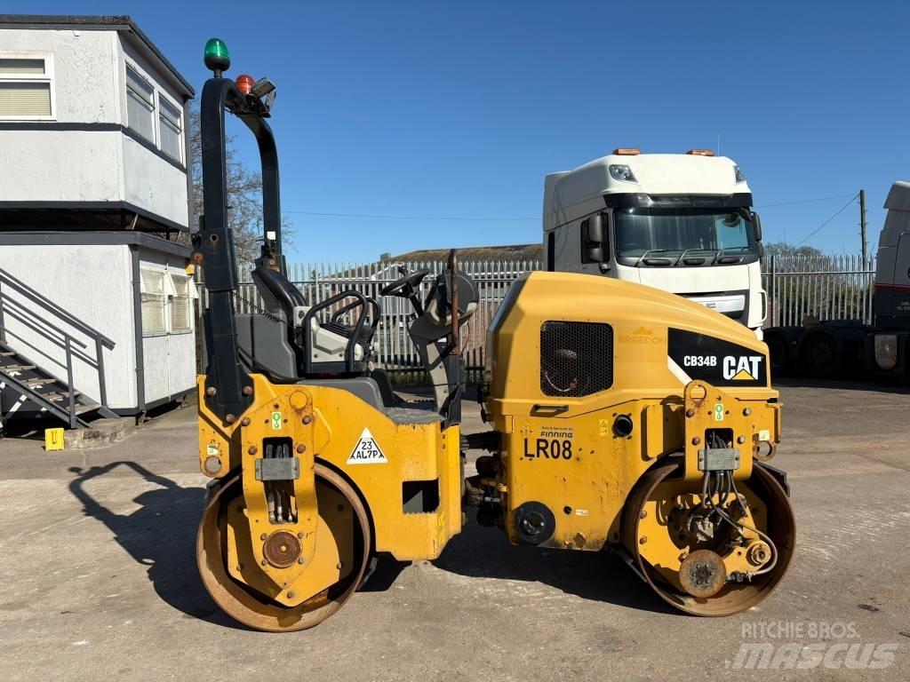 CAT CB 34 B Котки тротуарні