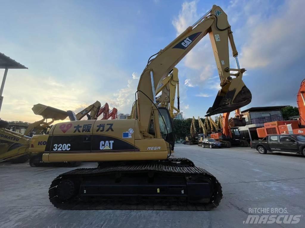 CAT 320C Середні екскаватори 7т. - 12т.