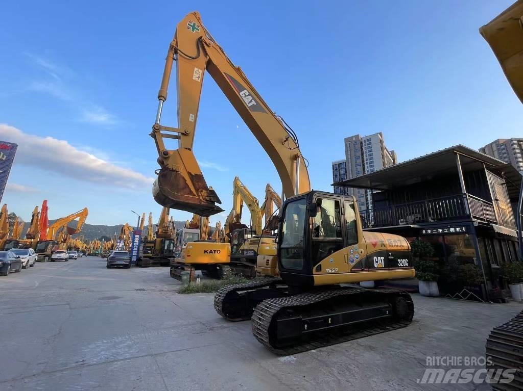 CAT 320C Середні екскаватори 7т. - 12т.