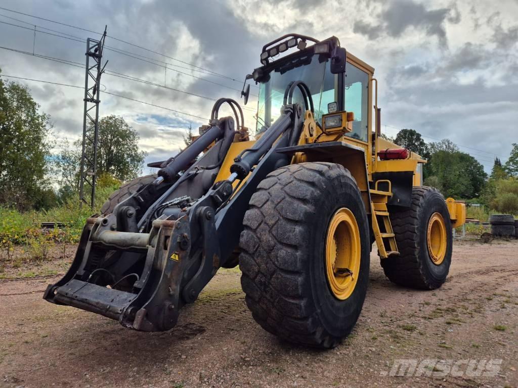 Volvo L 120 B Фронтальні навантажувачі